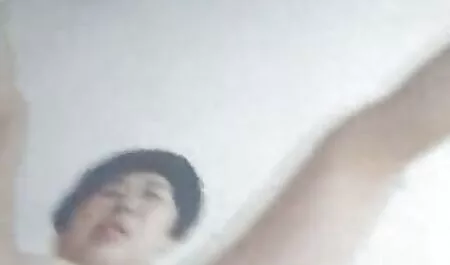 Filles chaudes danse strip-tease film porn chinois