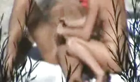 Putain de fasciste chinois porno chinois pied et caresser le conducteur de la bite