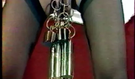 Brune apporte chatons à l'orgasme chinois porno chinois