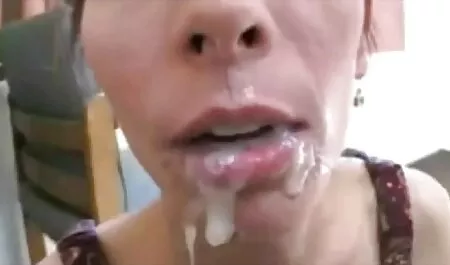 Levrette gonzo style grand film porno avec des chinoises Russe Cul