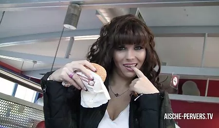 Copine baise dessin animé chinois porno copine trous avec jouets