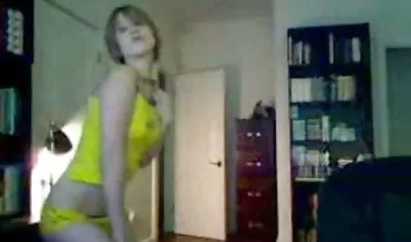 Bébé porno x chinois doigté chatte poilue