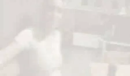 La beauté tombe sous le voisin porno de chinoi musclé.