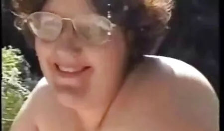 Brunette veut baiser une jeune esclave en solitaire. video xxx chinois