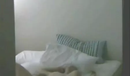 La passion de faire l'amour à une belle pute film porno avec des chinoises le matin