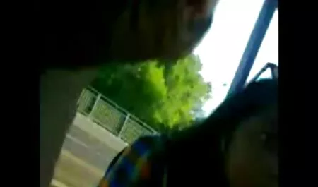 Belle Russe anal porno des chinoi Brune.