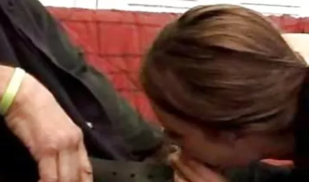 Vaginale et serré anal Piercing disponible pour le film porno chinois l'homme