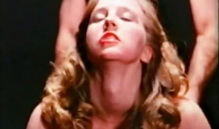 Les jeunes filles russes film porno gratuit chinois boivent du sperme.