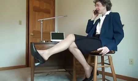 Bite dans le porno chinois la bouche et le cul