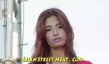 Sexe avec une beauté mince porno dingue chinois qui est très occupé