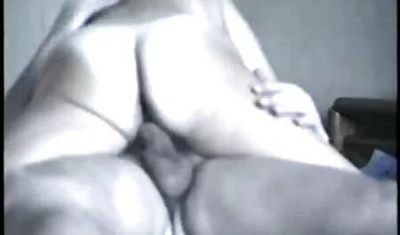 L'homme a convaincu la site de porno chinois femme de baiser anal.