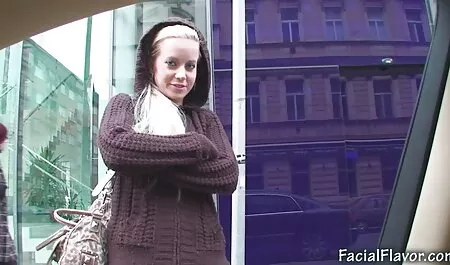 Chubby tante se masturbe video porno chinois gratuit devant la caméra.
