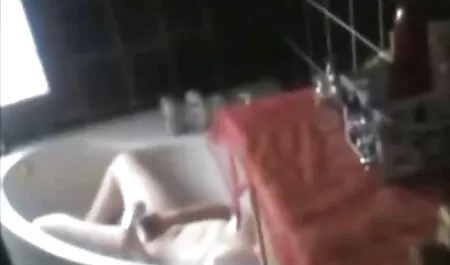 Une belle sex chinois gratuit femme allemande
