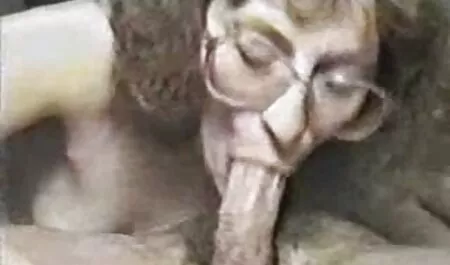 Blanc film porno chinois gratuit acrobate sur noir coq
